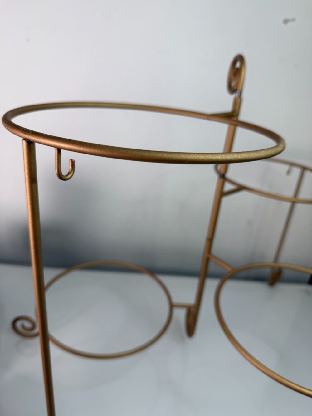 Vintage MCM Moveable Gold Metal 4 Stack Tier Plate Serving Stand Plant Holder - Picture 5 of 9